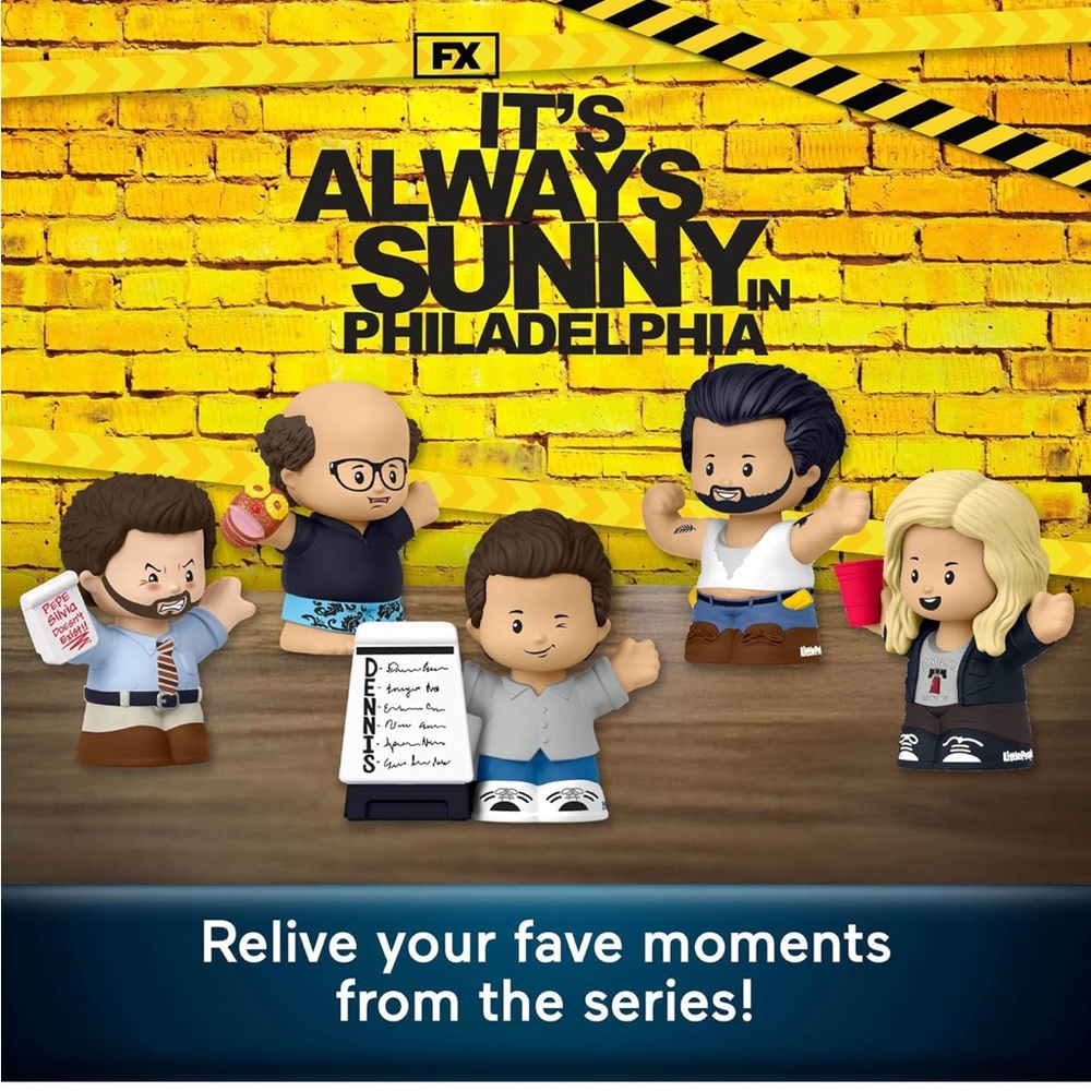 💛🖤 It’s Always Sunny in Philadelphia Little People Collector Set - New 🖤💛 - Picture 9 of 12